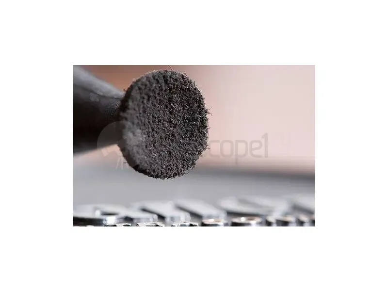 Карандаш для чистки оптики Lenspen LP-2