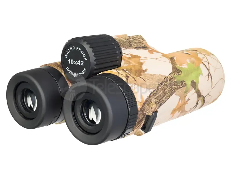 Бинокль Levenhuk Camo Pine 10x42 с сеткой