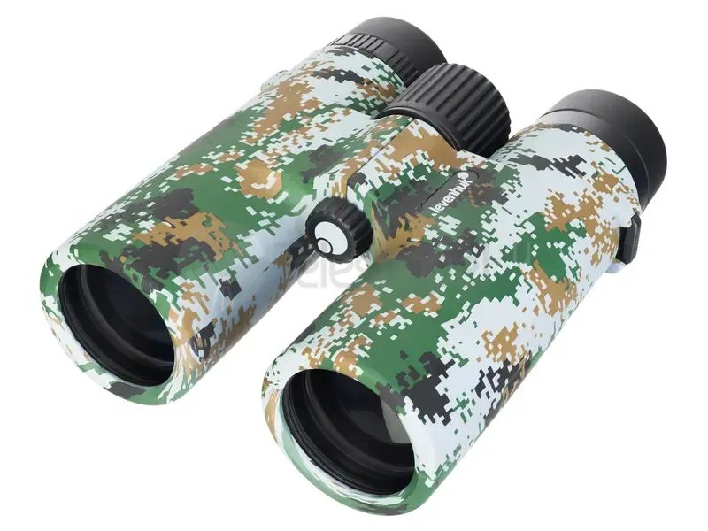 Бинокль Levenhuk Camo Dots 10x42 с сеткой