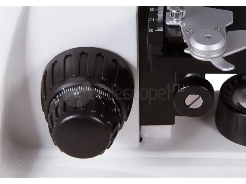 Микроскоп Levenhuk MED D10T LCD (тринокулярный)