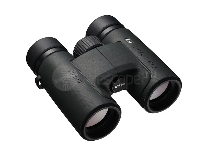 Бинокль Nikon Prostaff P7 8x30
