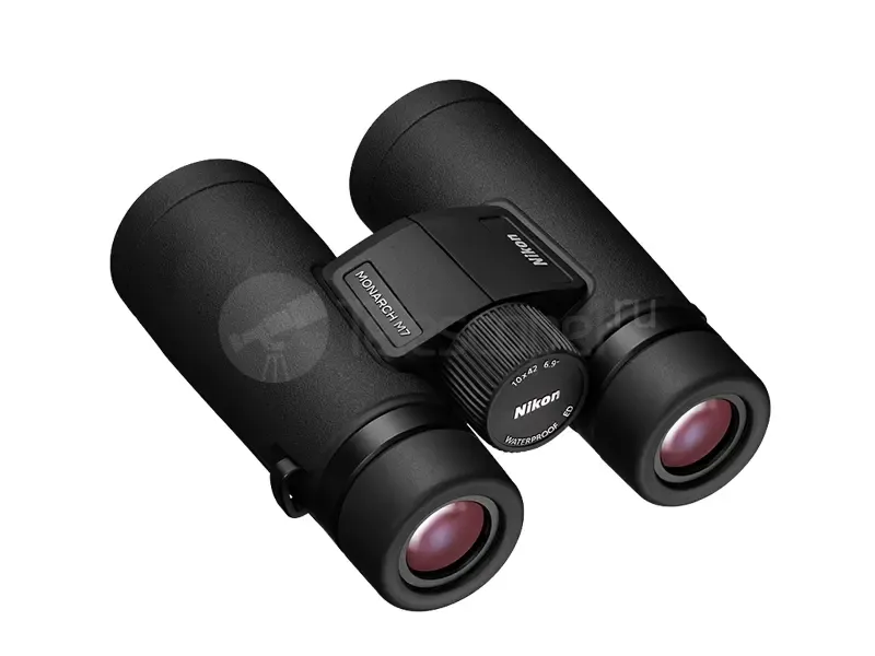 Бинокль Nikon Monarch M7 10x30
